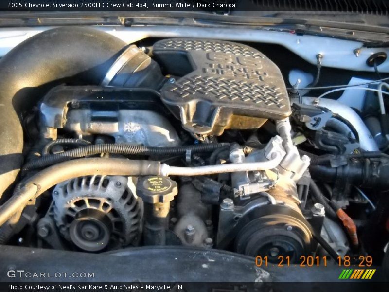 Summit White / Dark Charcoal 2005 Chevrolet Silverado 2500HD Crew Cab 4x4