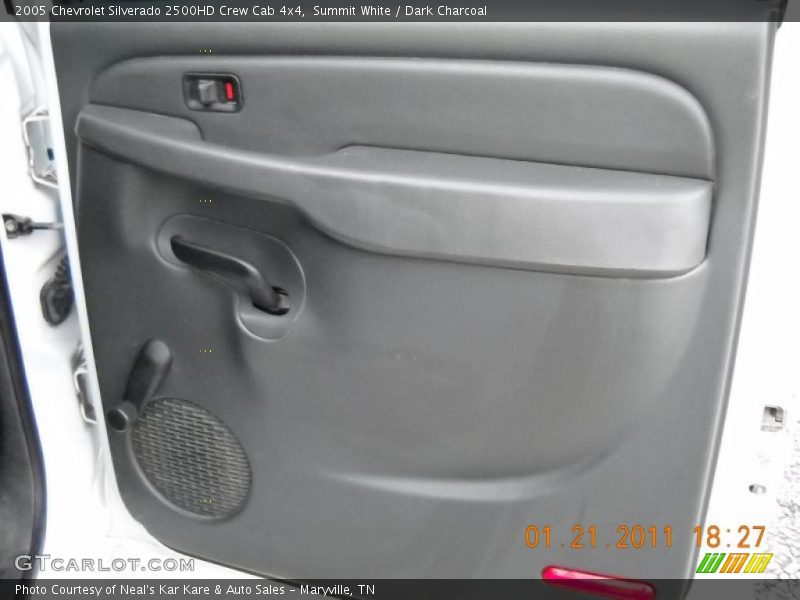 Summit White / Dark Charcoal 2005 Chevrolet Silverado 2500HD Crew Cab 4x4