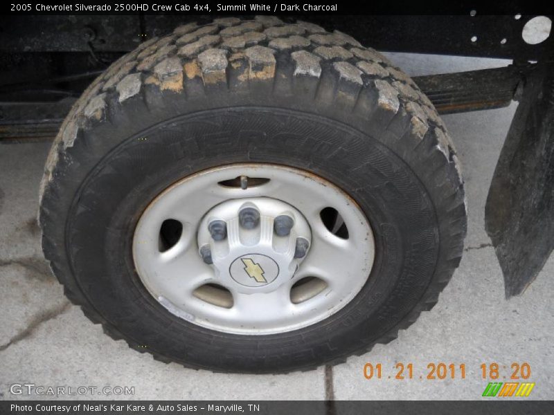 Summit White / Dark Charcoal 2005 Chevrolet Silverado 2500HD Crew Cab 4x4