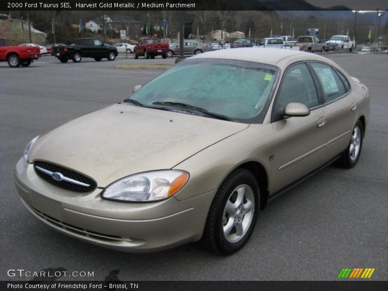 Front 3/4 View of 2000 Taurus SES