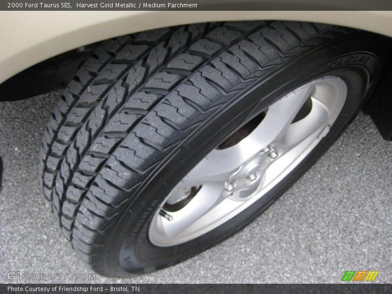 Harvest Gold Metallic / Medium Parchment 2000 Ford Taurus SES