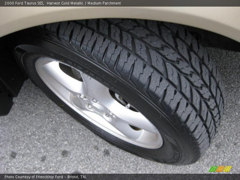 Harvest Gold Metallic / Medium Parchment 2000 Ford Taurus SES