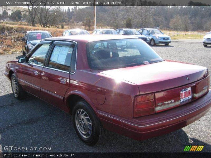 Medium Garnet Red Metallic / Garnet Red 1994 Oldsmobile Cutlass Ciera S