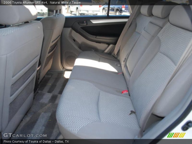 Natural White / Taupe 2006 Toyota 4Runner SR5 4x4