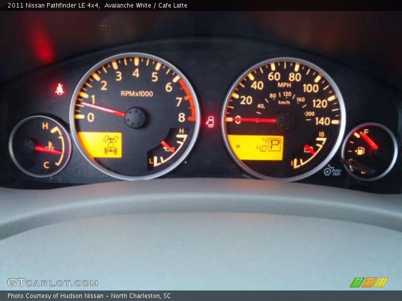  2011 Pathfinder LE 4x4 LE 4x4 Gauges