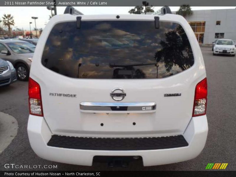 Avalanche White / Cafe Latte 2011 Nissan Pathfinder Silver