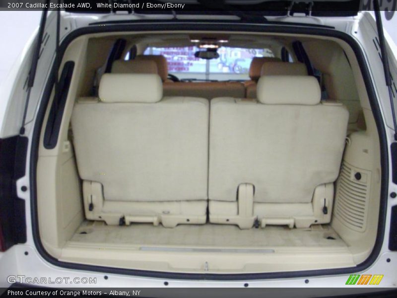 White Diamond / Ebony/Ebony 2007 Cadillac Escalade AWD