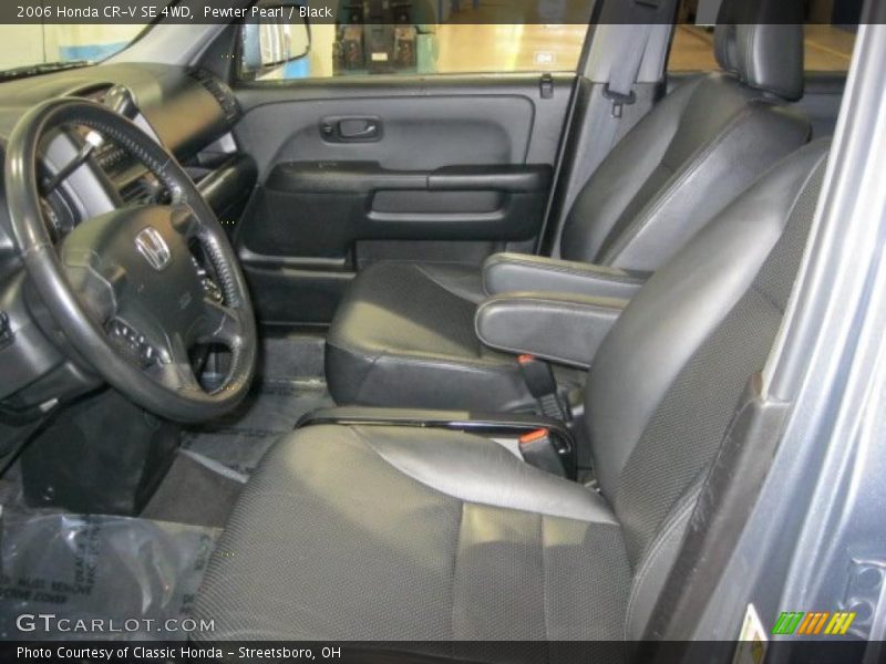 Pewter Pearl / Black 2006 Honda CR-V SE 4WD