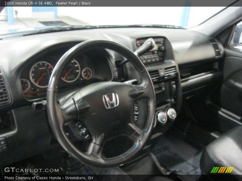 Pewter Pearl / Black 2006 Honda CR-V SE 4WD