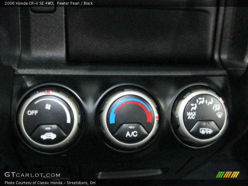 Pewter Pearl / Black 2006 Honda CR-V SE 4WD