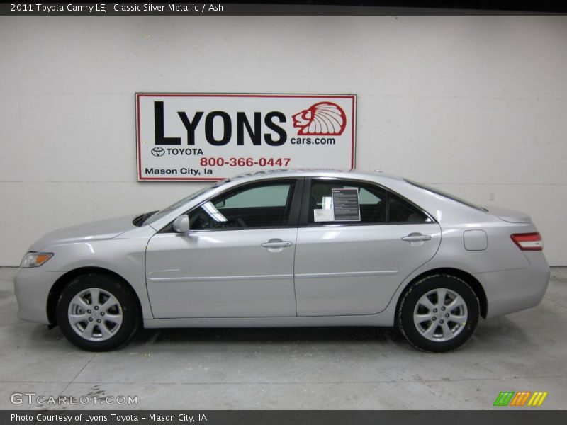 Classic Silver Metallic / Ash 2011 Toyota Camry LE