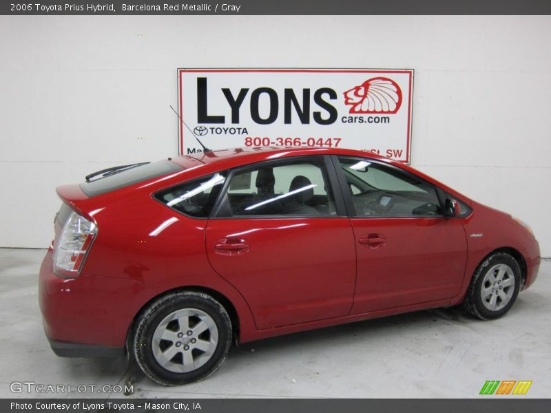 Barcelona Red Metallic / Gray 2006 Toyota Prius Hybrid