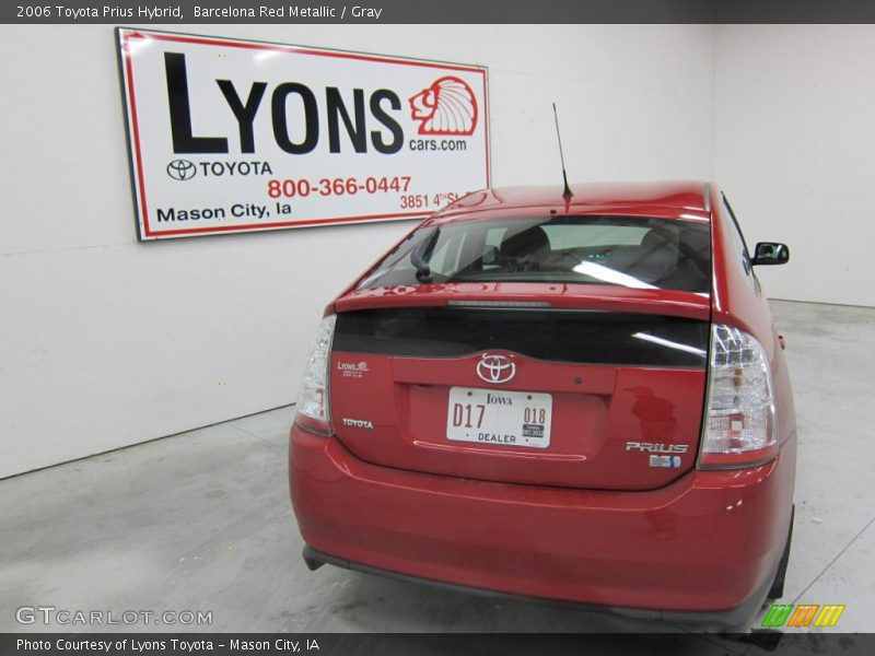Barcelona Red Metallic / Gray 2006 Toyota Prius Hybrid
