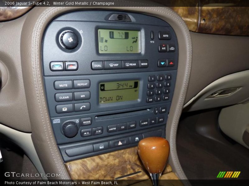 Winter Gold Metallic / Champagne 2006 Jaguar S-Type 4.2