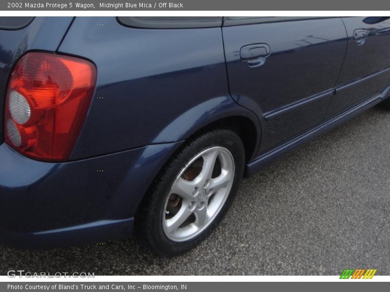 Midnight Blue Mica / Off Black 2002 Mazda Protege 5 Wagon