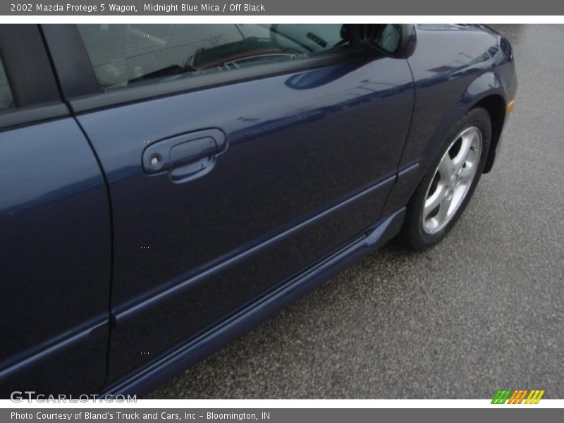 Midnight Blue Mica / Off Black 2002 Mazda Protege 5 Wagon