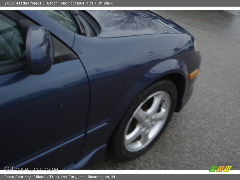 Midnight Blue Mica / Off Black 2002 Mazda Protege 5 Wagon