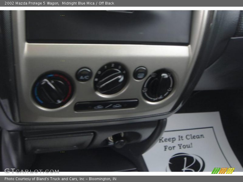 Midnight Blue Mica / Off Black 2002 Mazda Protege 5 Wagon