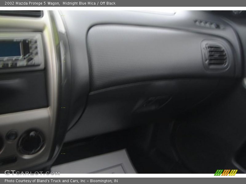 Midnight Blue Mica / Off Black 2002 Mazda Protege 5 Wagon