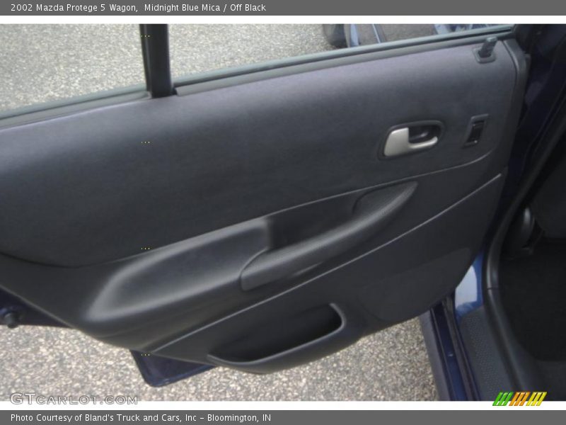 Midnight Blue Mica / Off Black 2002 Mazda Protege 5 Wagon
