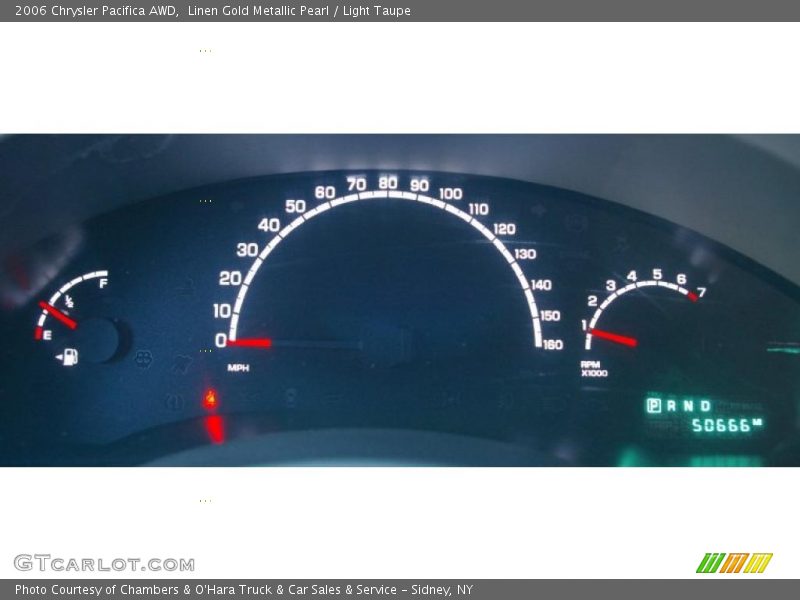 Linen Gold Metallic Pearl / Light Taupe 2006 Chrysler Pacifica AWD