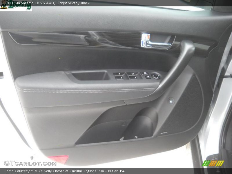 Bright Silver / Black 2011 Kia Sorento EX V6 AWD