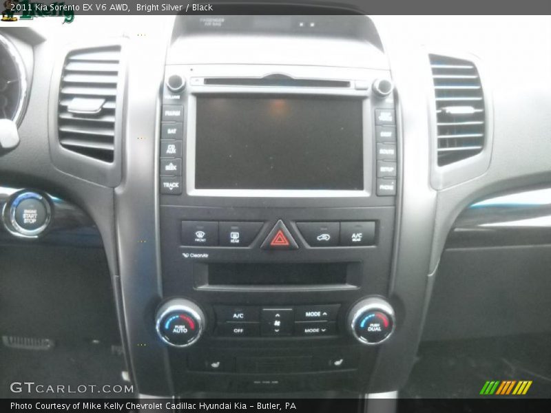 Bright Silver / Black 2011 Kia Sorento EX V6 AWD
