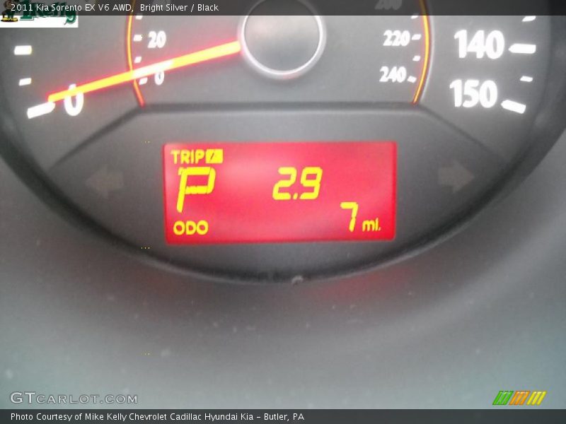 Bright Silver / Black 2011 Kia Sorento EX V6 AWD