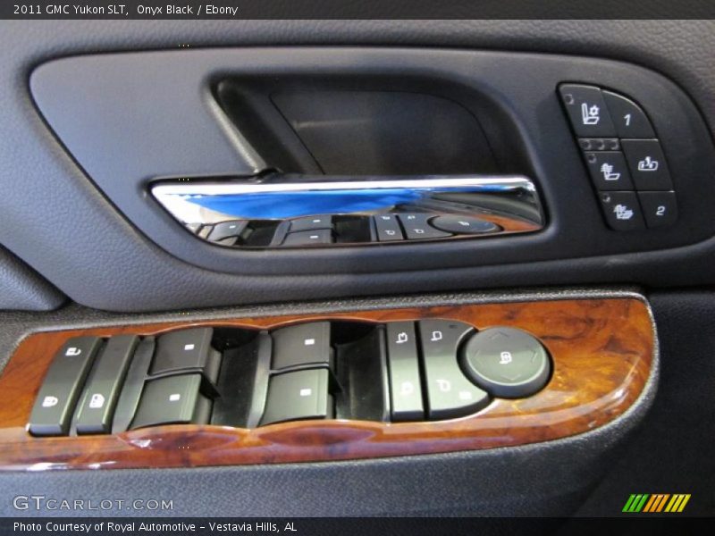 Onyx Black / Ebony 2011 GMC Yukon SLT