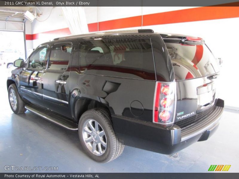 Onyx Black / Ebony 2011 GMC Yukon XL Denali