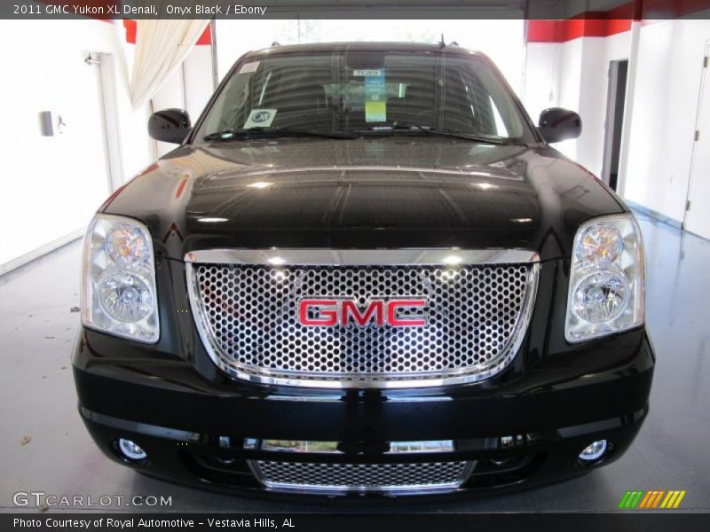 Onyx Black / Ebony 2011 GMC Yukon XL Denali