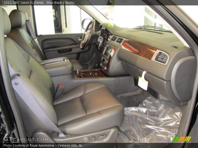  2011 Yukon XL Denali Ebony Interior