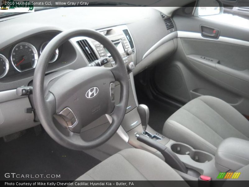 Willow Gray / Gray 2010 Hyundai Sonata GLS