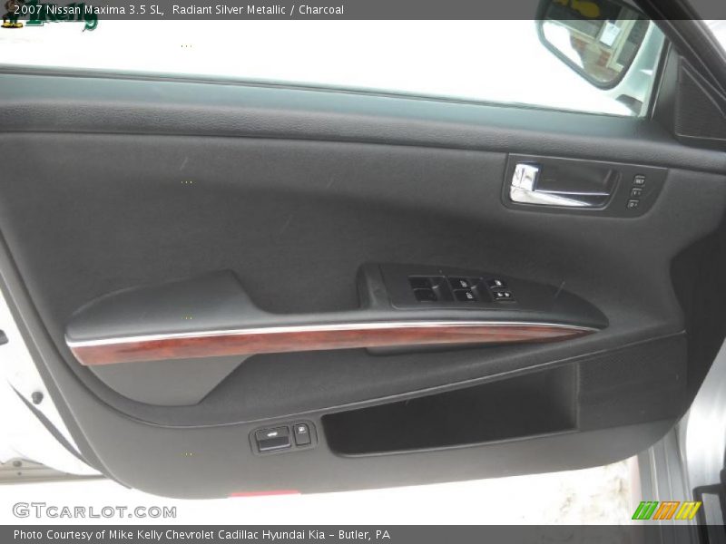 Radiant Silver Metallic / Charcoal 2007 Nissan Maxima 3.5 SL
