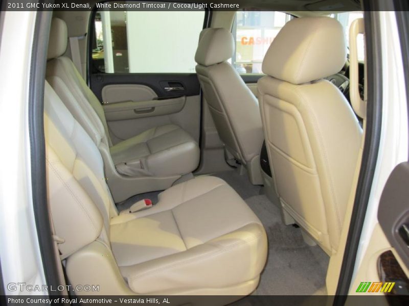 White Diamond Tintcoat / Cocoa/Light Cashmere 2011 GMC Yukon XL Denali
