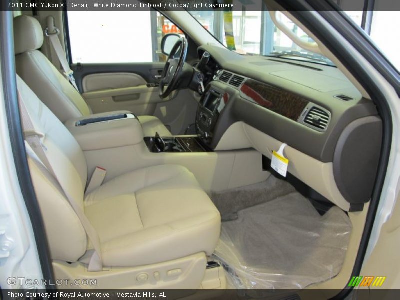 White Diamond Tintcoat / Cocoa/Light Cashmere 2011 GMC Yukon XL Denali