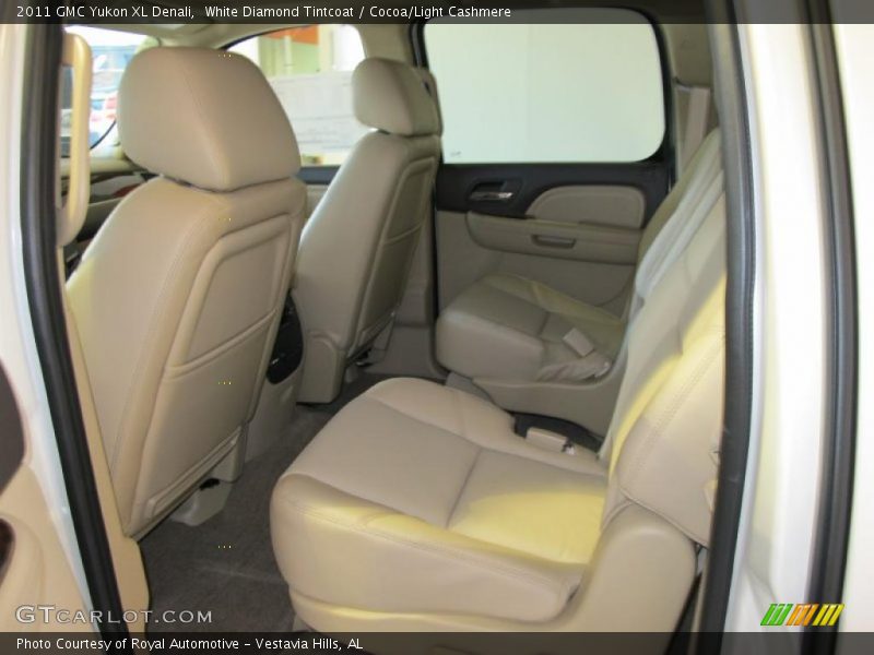 White Diamond Tintcoat / Cocoa/Light Cashmere 2011 GMC Yukon XL Denali
