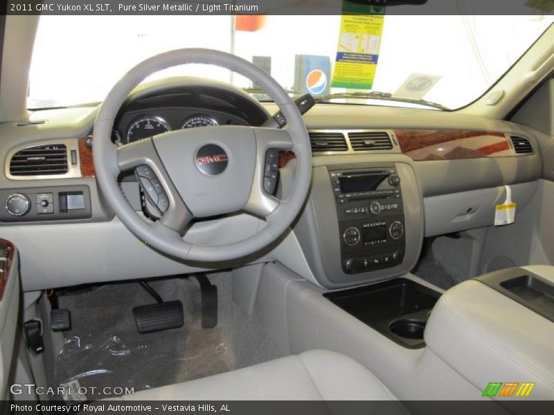 Pure Silver Metallic / Light Titanium 2011 GMC Yukon XL SLT