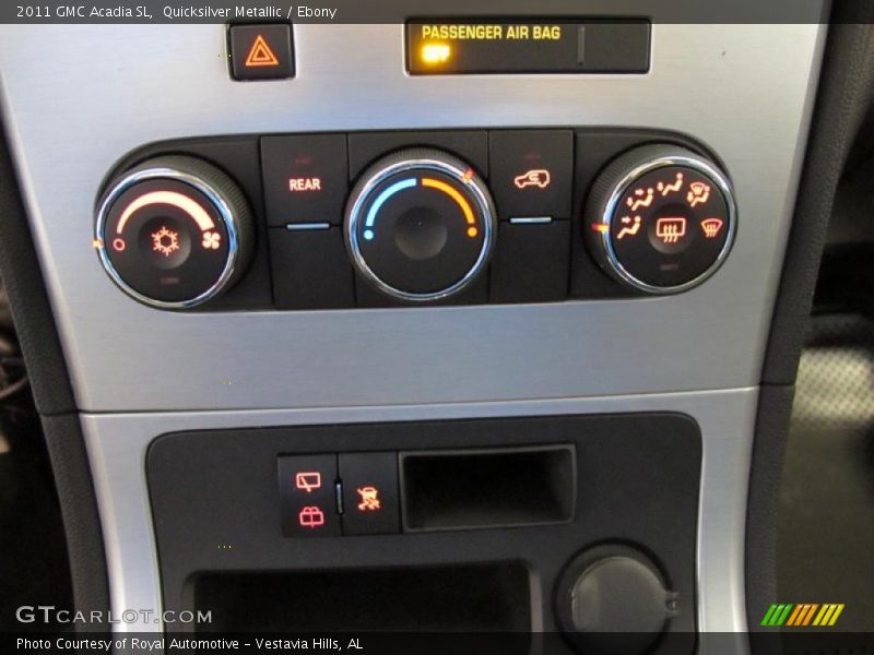 Quicksilver Metallic / Ebony 2011 GMC Acadia SL
