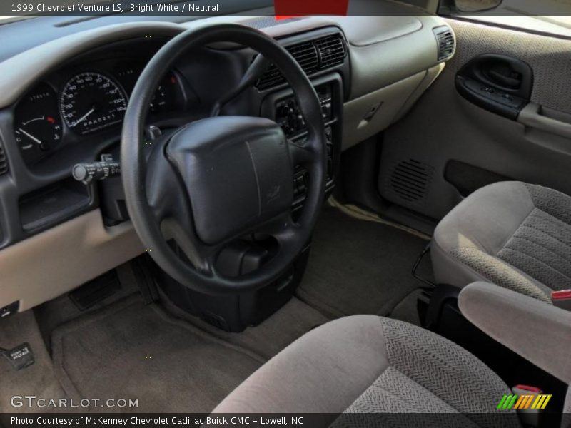 Bright White / Neutral 1999 Chevrolet Venture LS