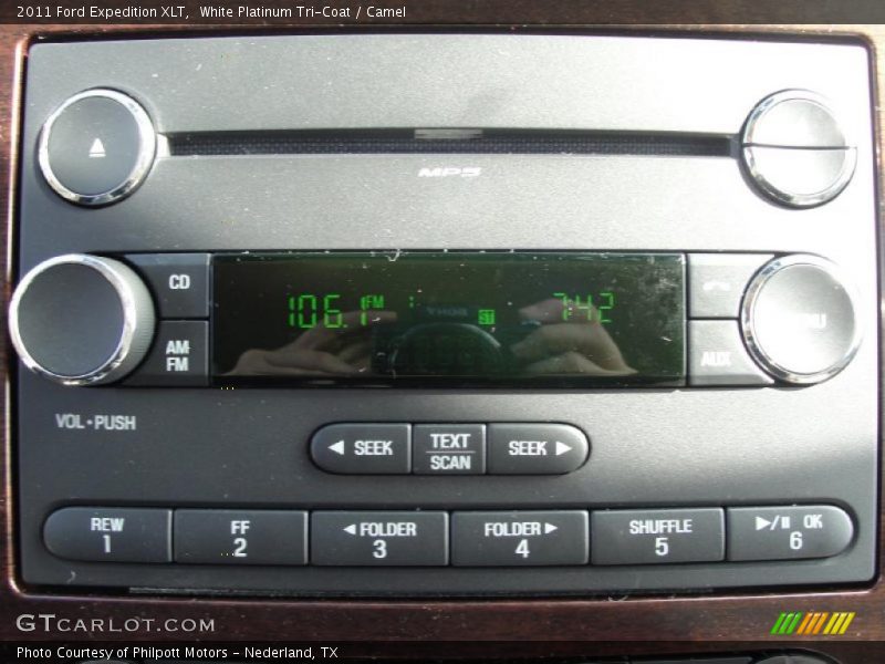 White Platinum Tri-Coat / Camel 2011 Ford Expedition XLT
