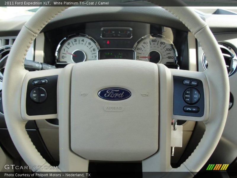 White Platinum Tri-Coat / Camel 2011 Ford Expedition XLT