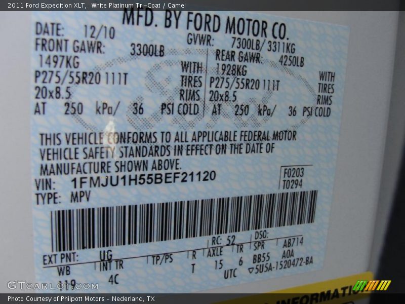 White Platinum Tri-Coat / Camel 2011 Ford Expedition XLT