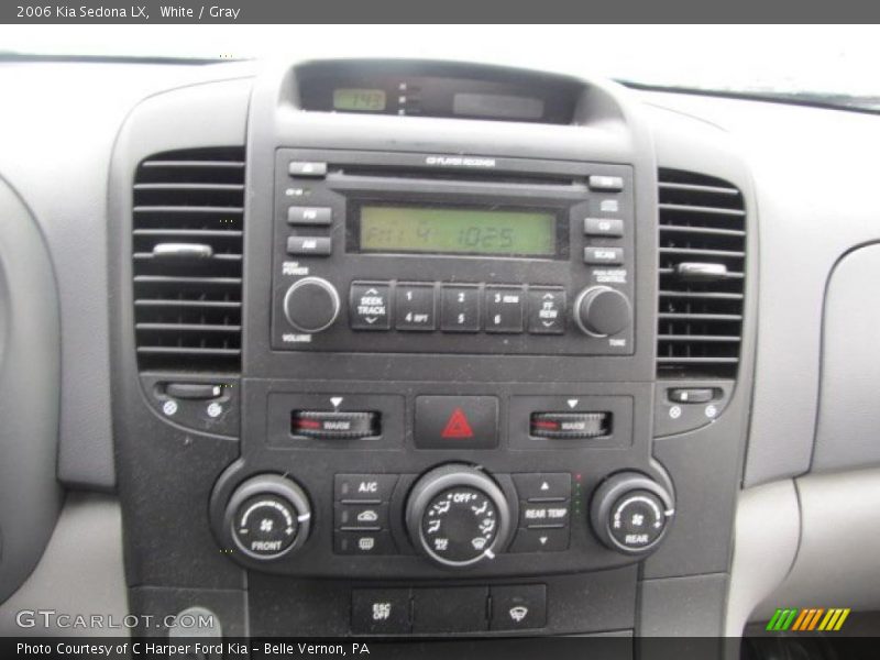 White / Gray 2006 Kia Sedona LX