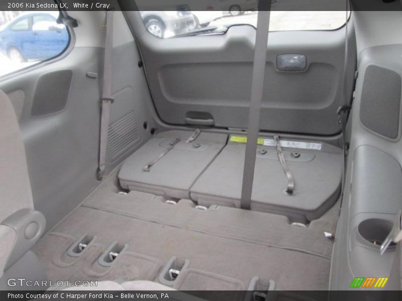 White / Gray 2006 Kia Sedona LX