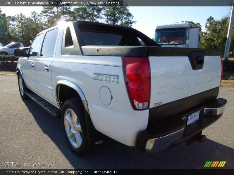 Summit White / Gray/Dark Charcoal 2005 Chevrolet Avalanche Z66