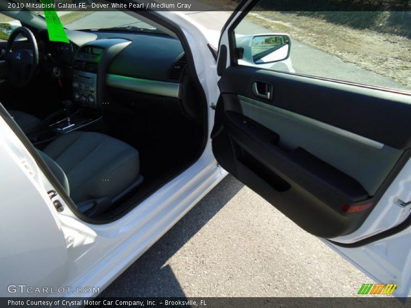 Dover White Pearl / Medium Gray 2010 Mitsubishi Galant FE