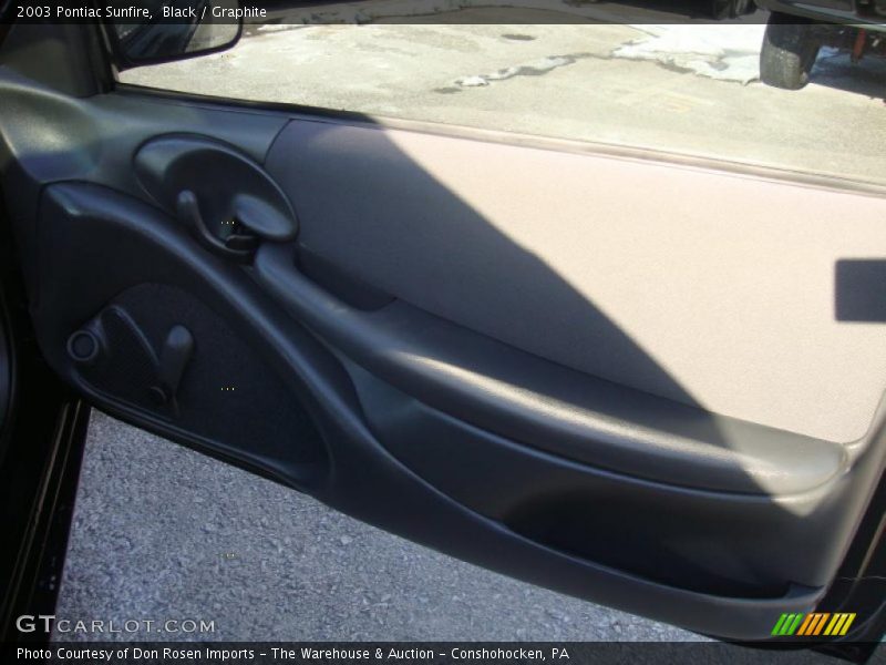 Black / Graphite 2003 Pontiac Sunfire