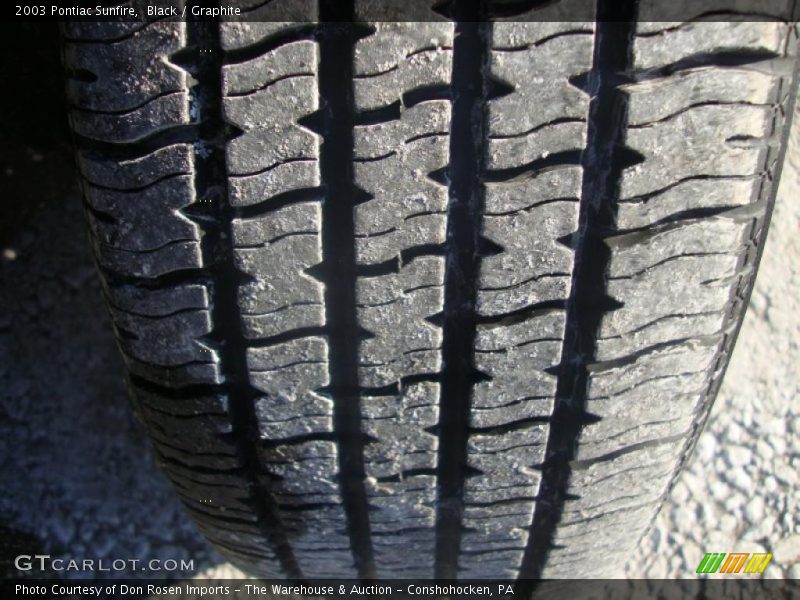 Black / Graphite 2003 Pontiac Sunfire