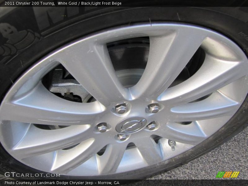 White Gold / Black/Light Frost Beige 2011 Chrysler 200 Touring